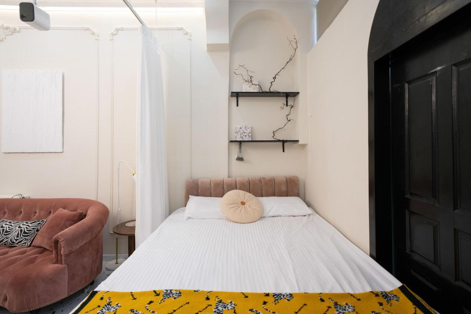 Shanghai Downtown Yi Du B&B - Near South Shaanxi Road Metro Station 600Meters Buitenkant foto
